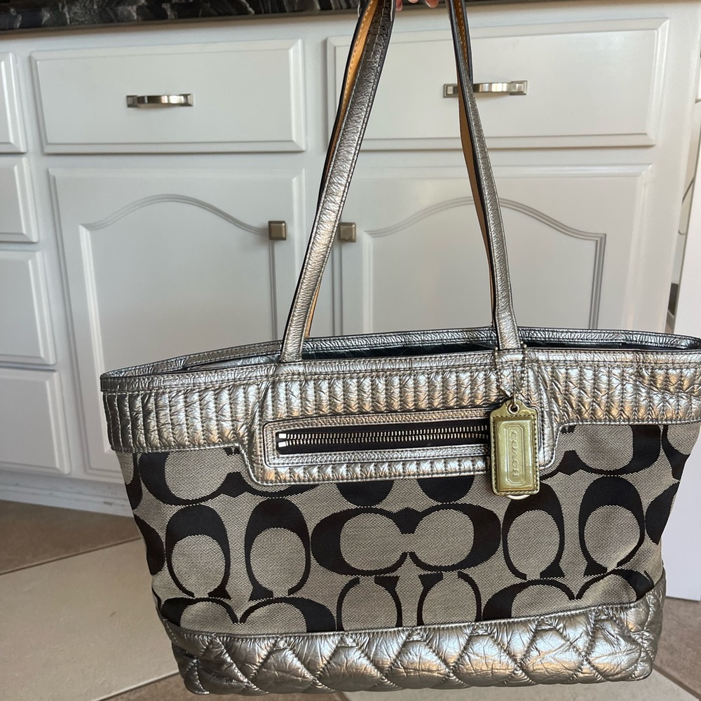AUTHENTIC Coach Purse.
